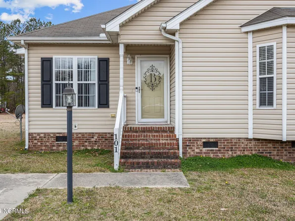 101 Bruton Craft Lane, Pinetops, NC 27864