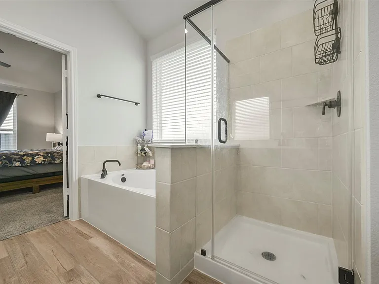 5202 Hazel Vista Ln — Photo 19