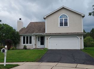 4153 Valleycrest Ct, Toledo, OH 43614