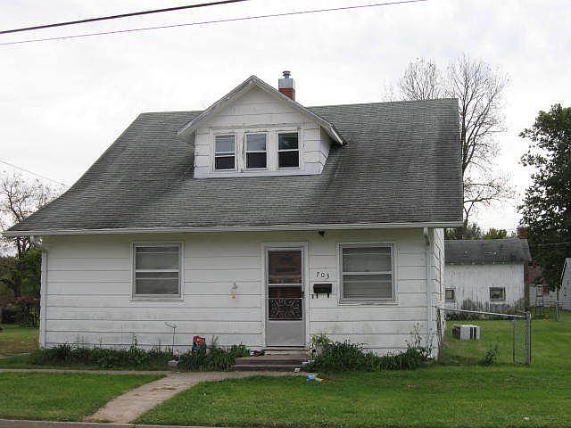 1st image of 703 W Hamilton St