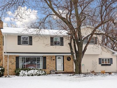 2400 Merrimac Ln N, Plymouth, MN, 55447