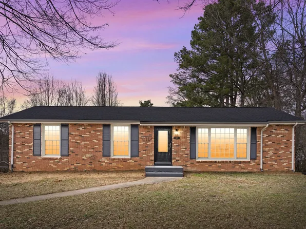 107 Delaware Dr, Clarksville, TN 37042