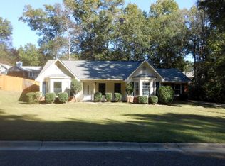 106 Windmere Dr, Enterprise, AL 36330
