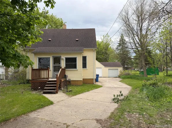 3992 Dallas Ave, Warren, MI 48091