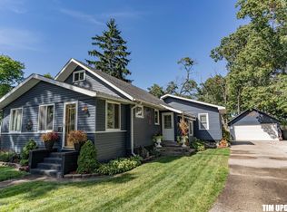 2114 Mills Ave, Muskegon, MI 49445