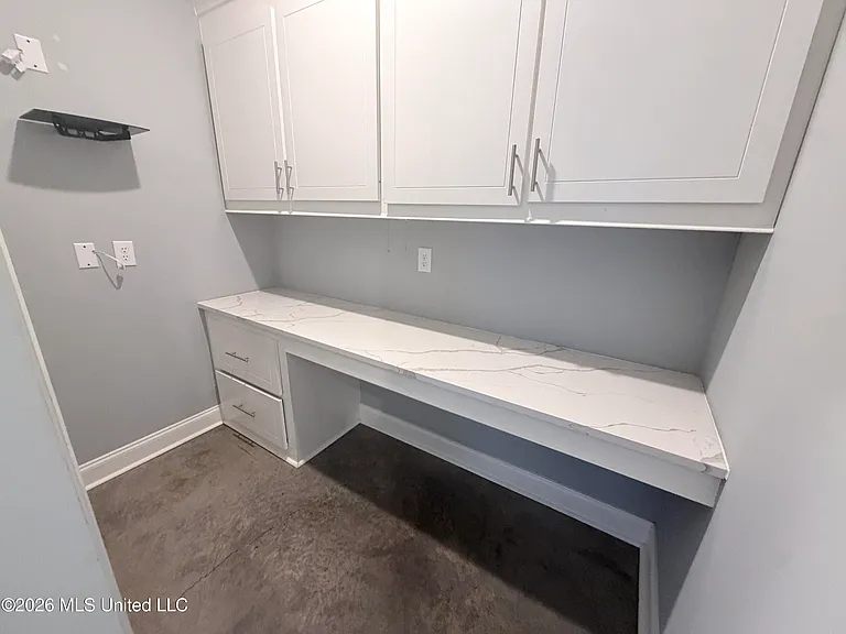 531 Birchwood Blvd — Photo 14