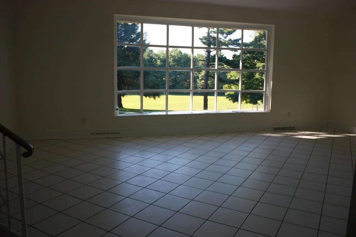 Building Photo - 1213 Manoa Rd