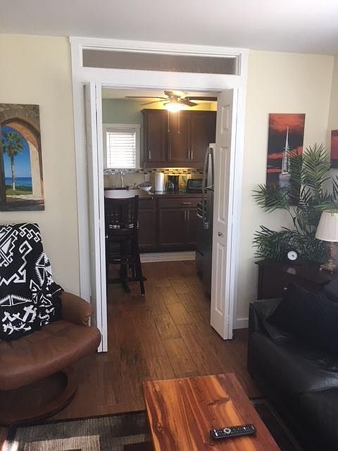 1st image of 2009 Pennwood Dr #1