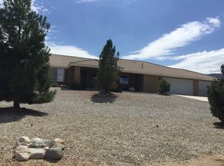 624 Engman Rd, Pinon Hills, CA 92372