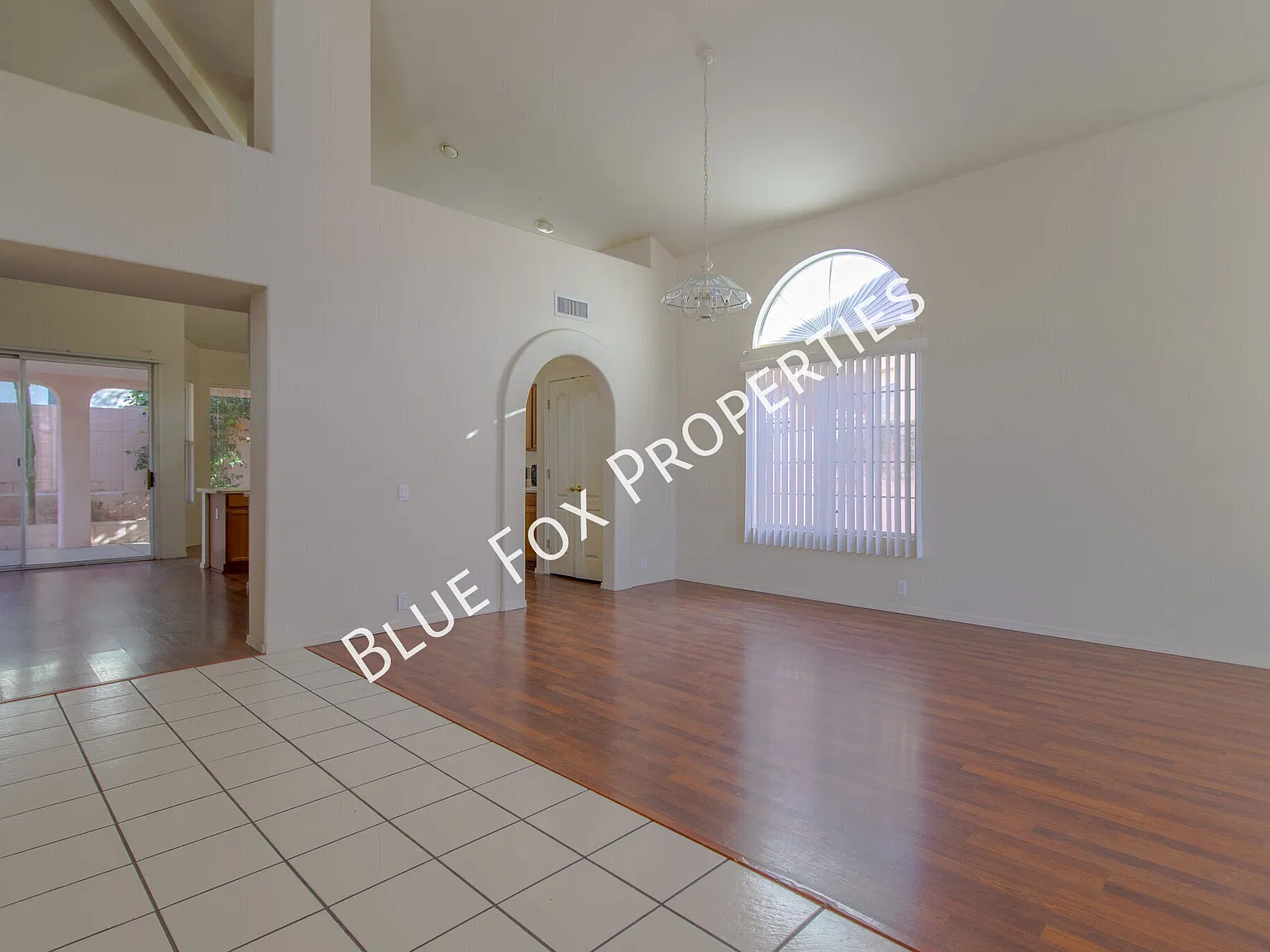 9870 N Double Diamond Place — Photo 4
