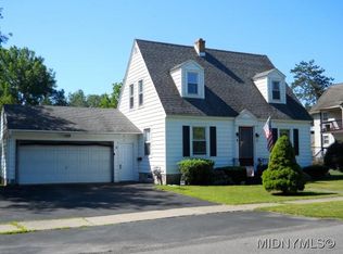 5 Watkins St, Whitesboro, NY 13492