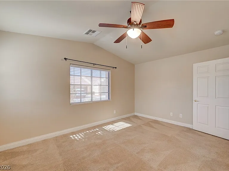 8556 Lakota St — Photo 16