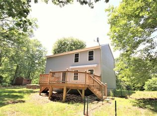 256 Cossaduck Hill Rd, North Stonington, CT 06359