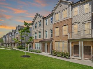 11 Leahy Dr, Wood Ridge, NJ 07075