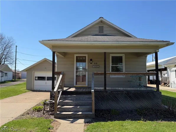 438 Nugent St, Newcomerstown, OH 43832
