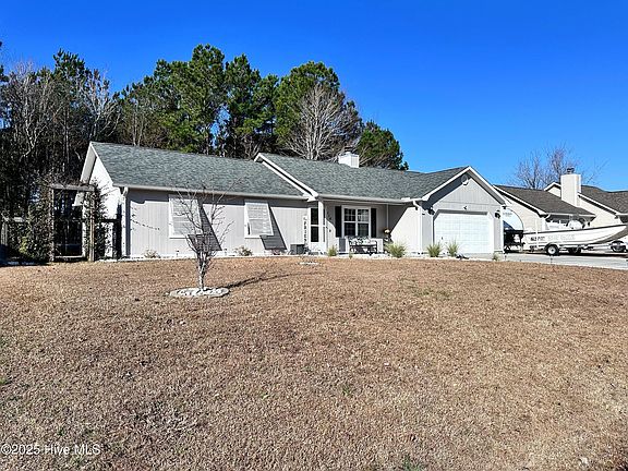 4th image of 114 Foxlair Drive