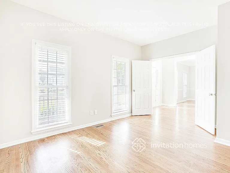 1413 Amberton Way — Photo 5