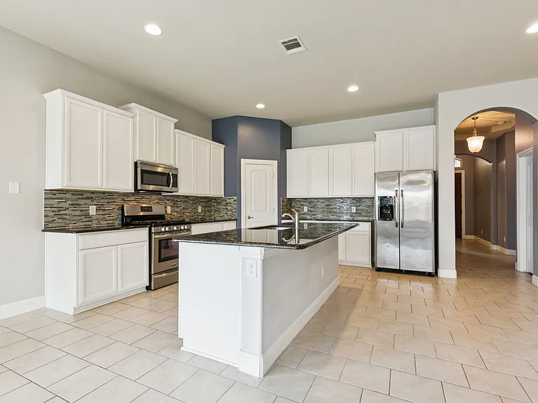 4112 Wavertree Rd — Photo 8