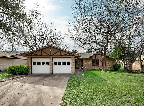 2nd image of 105 San Jacinto Ct