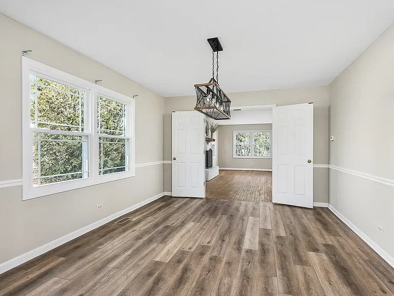 1168 Banbury Cir — Photo 3