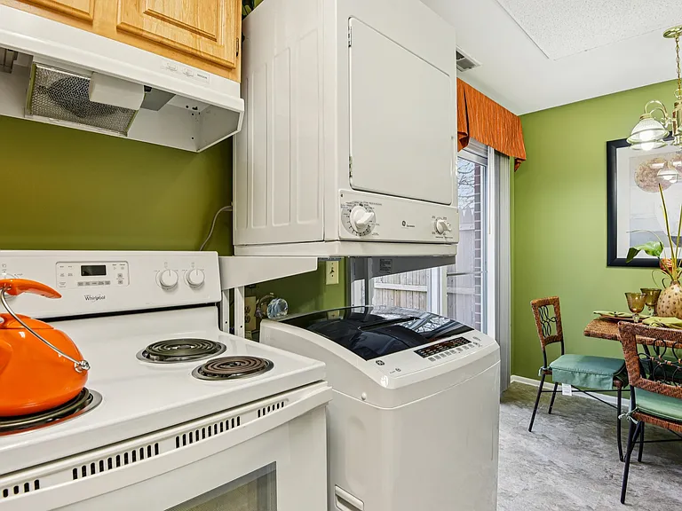 Howard Hills Rental Townhomes and Duplexes — Photo 77