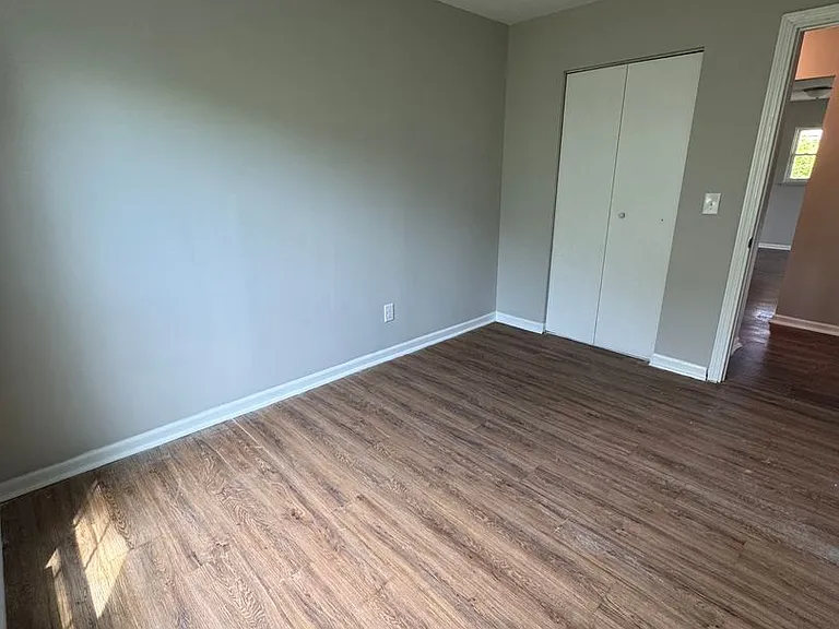 115 Grant Cir — Photo 6