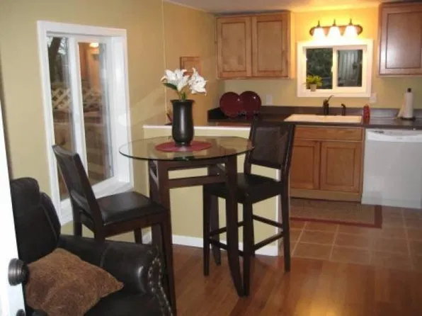 11120 SW Barbur Blvd APT 1, Portland, OR 97219