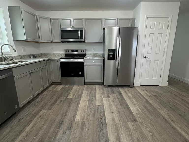 200 Quinn Hill Ln — Photo 5