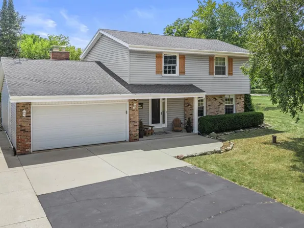S79W31491 Green Meadow DRIVE, Mukwonago, WI 53149