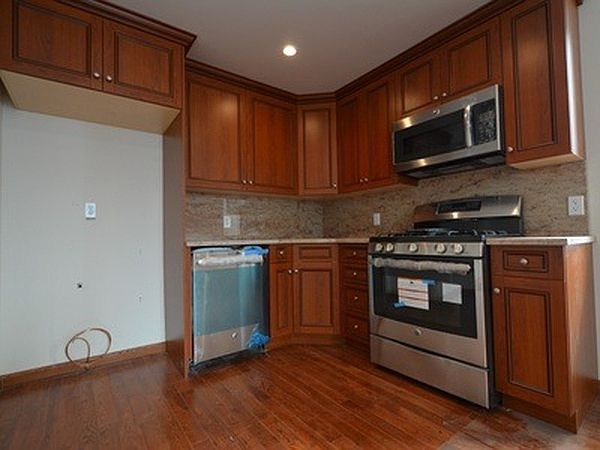 1st image of 1737 East 21 #2B