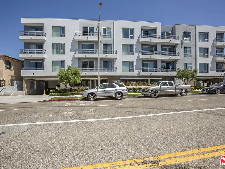 7857 W Manchester Ave #110 — Photo 2