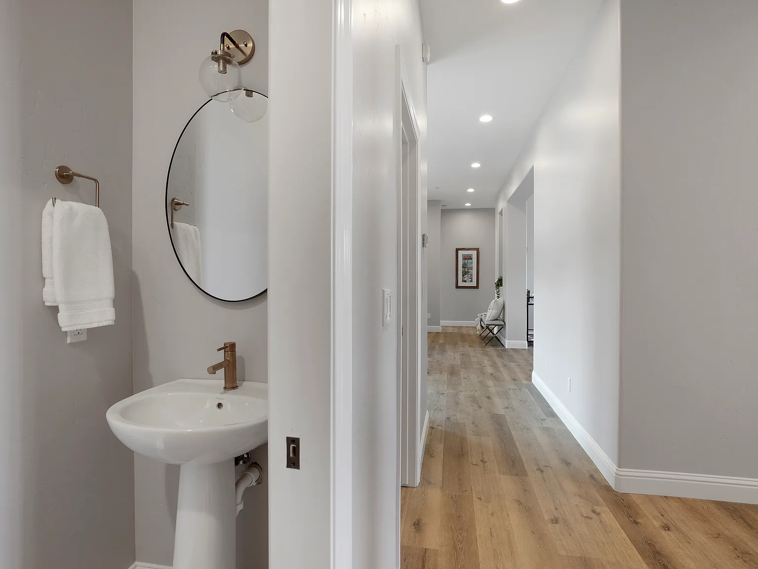 3 bed, 2.5 bath, 2395 sqft, $3,500 — Photo 3