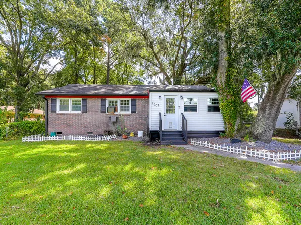 1907 Hazelwood Dr, Charleston, SC 29407