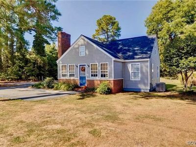 16527 General Puller Hwy, Deltaville, VA, 23043