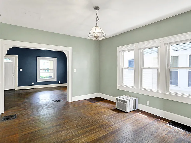626 N Riley Ave — Photo 12