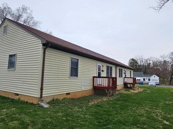 209 Walnut St