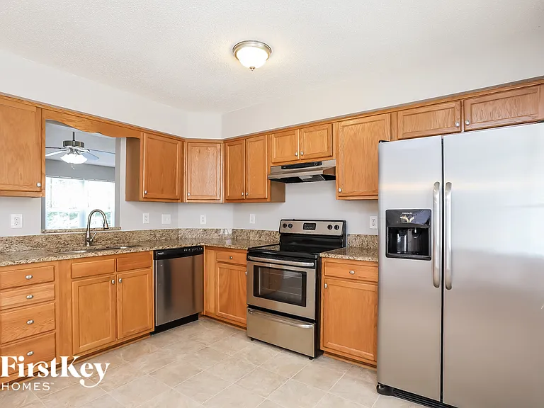 3508 Sidneys Way — Photo 7