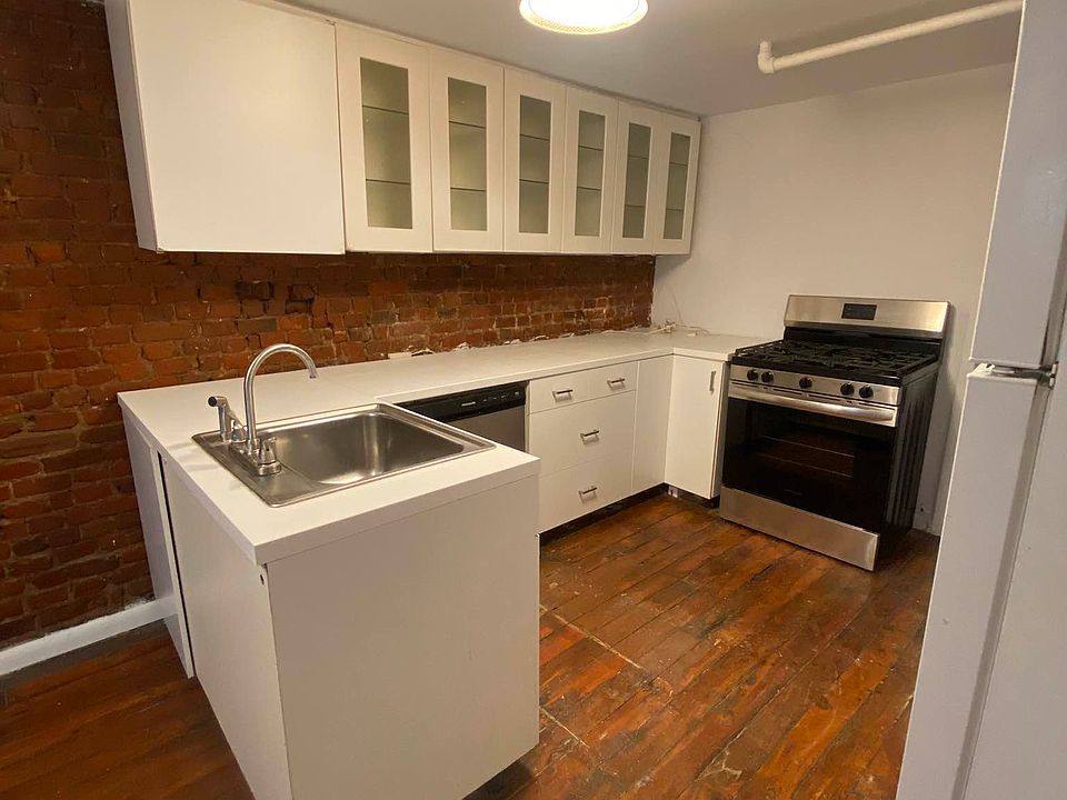 1st image of 105 Bergen St #1