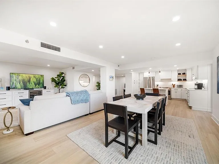 1480 Gulf Blvd #401-A — Photo 4
