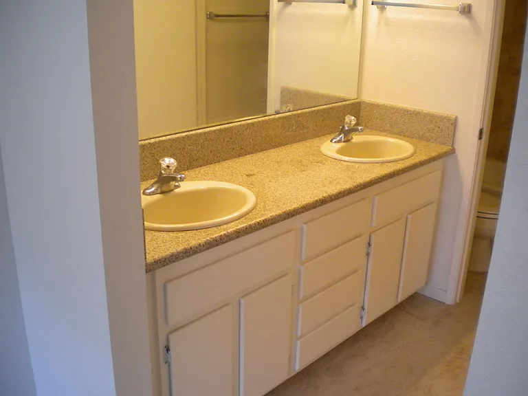 154 Kingston Ave #B — Photo 17