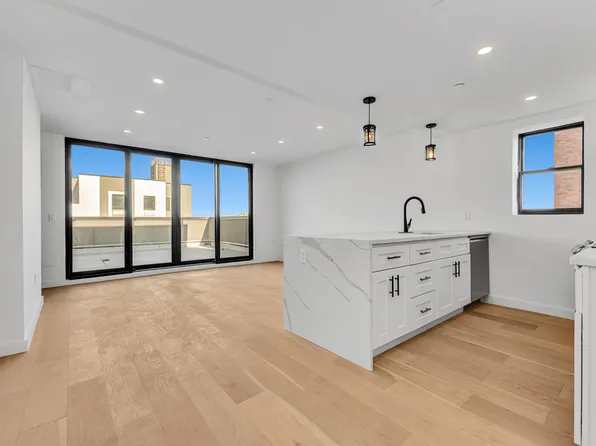 21-08 31st Avenue image 1 of 12