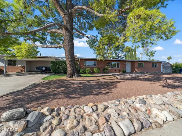 2324 S Calle Zamora, Tucson, AZ 85710