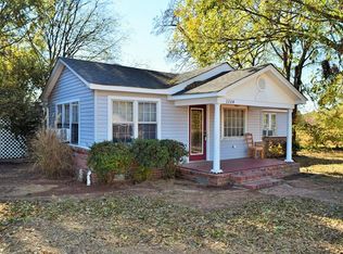 2204 E 6th St, Muscle Shoals, AL 35661
