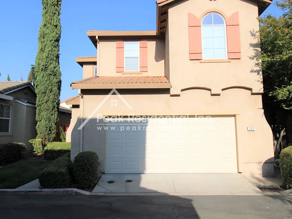 353 Dragonfly Cir
