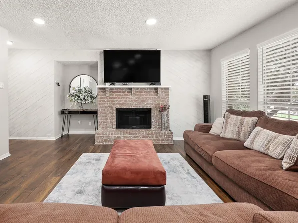 1516 Bay Area Blvd APT D2, Houston, TX 77058