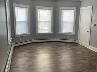 155 Kenyon Ave #1, Pawtucket, RI 02861