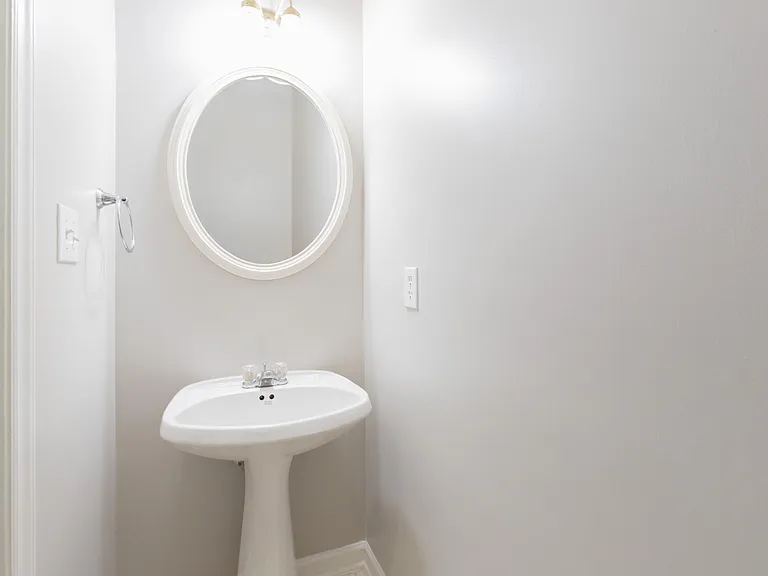 610 Park York Ln — Photo 21