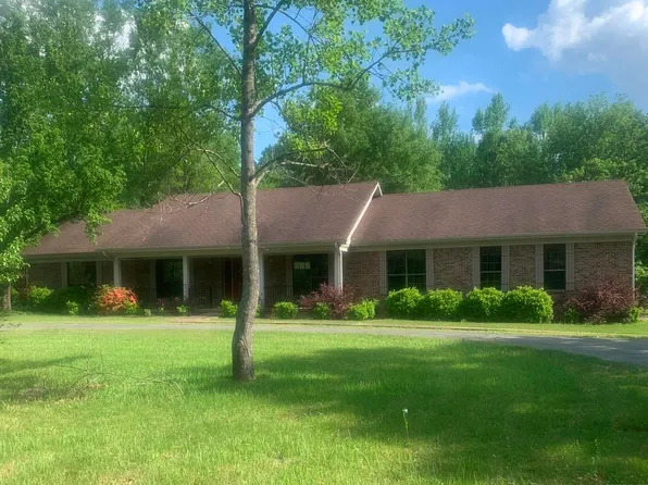 17 Sheila Ln, Mabelvale, AR 72103