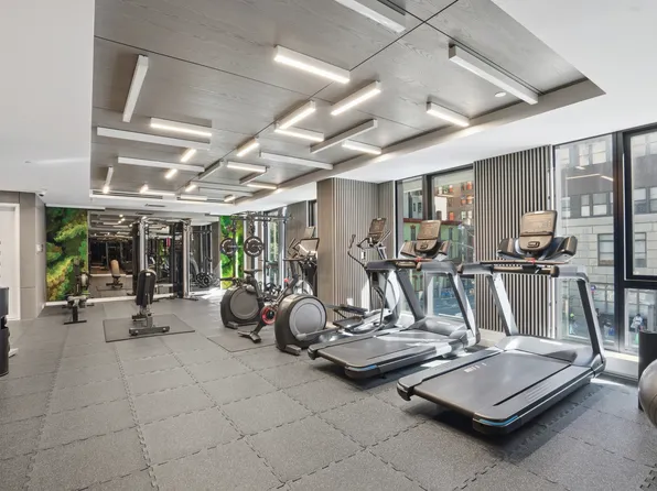 300 West 30th Street image 7 of 11