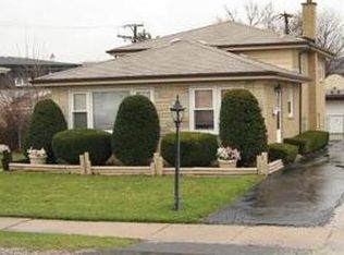 8857 Plainfield Rd, Brookfield, IL 60513